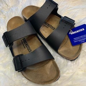 Woman’s Birkenstock Arizona sandal- black
